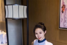 [XIUREN绣人网] 2023.06.28 No.6987 大美妞儿 白色高开叉服[80P/729MB]