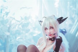 Sakiiii翎柒 黑枪呆 [12P-72MB]