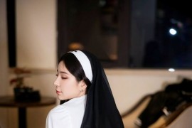 [秀人网] 2025.01.07 NO.9723 小蛮妖Yummy 修女装扮[77P/647MB]