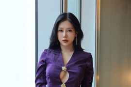 [秀人网] 2023.11.22 No.7700 尹甜甜济州岛旅拍[76P/744MB]