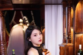 [秀人网] 2023.12.08 No.7788 豆瓣酱 黑色轻透上衣[75P/712MB]