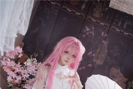 五更百鬼 桃乐丝旗袍 [12P-136M]