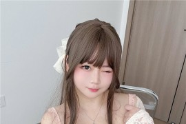 是依酱吖 学姐约会日 [30P4V-973MB]