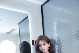 过期米线线喵 绝绝紫[51P-404MB]