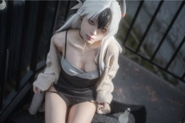 矢量鱼 礼服佳代子 [32P-458MB]