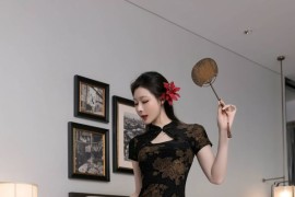 [秀人网] 2025.05.23 NO.10323 小逗逗 黑色古风服[81P777MB]