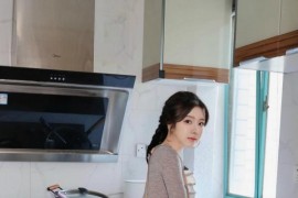 [秀人网] 2024.12.27 NO.9673 小薯条nienie 家居聚会[93P/981MB]