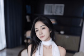 [秀人网] 2024.07.17 NO.8875 谭小灵白色连衣短裙[80P/701MB]