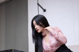 [秀人网] 2024.03.06 NO.8187 小茶茶tea 花色上衣[81P/711MB]