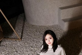 [秀人网] 2024.10.31 NO.9376 小薯条nienie 小红帽与幽灵姐姐[82P/858MB]