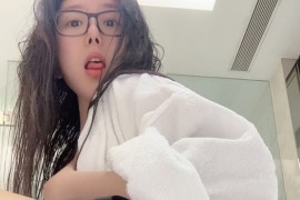 【微-密】俏妞qiaoniuTT-大大大蜜桃臀 [43-168M]