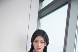 [XIUREN绣人网] 2023.07.11 No.7059 谭小灵白色高开叉服 [73P/802MB]