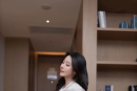 [秀人网] 2024.04.29 NO.8473 小逗逗 白色OL服[85P/783MB]