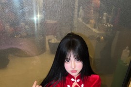 【微-密】小u优优子-圣诞限定 [35P-58M]