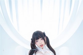神楽坂真冬 蜜桃雪糕 [75P2V-420MB]
