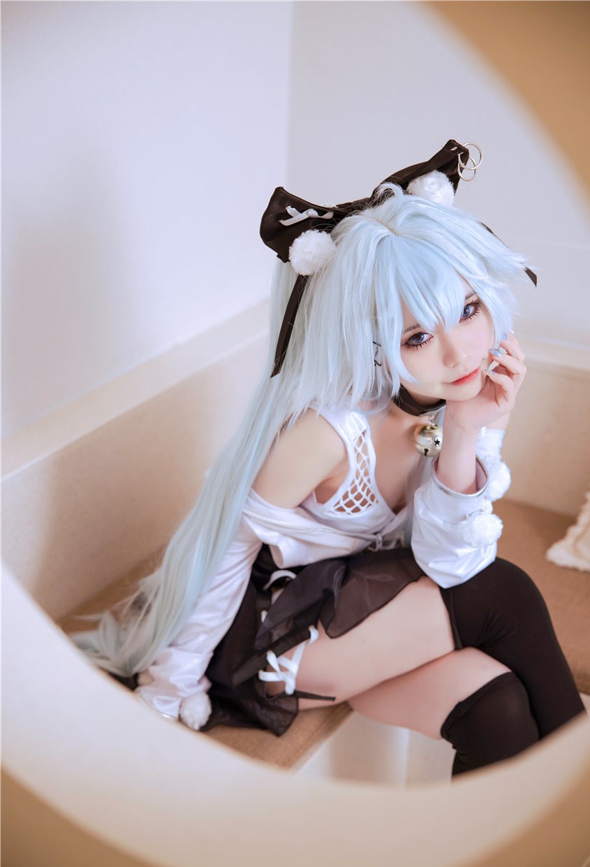 G44不会受伤 芙洛伦白情 [20P-332MB] 第1张