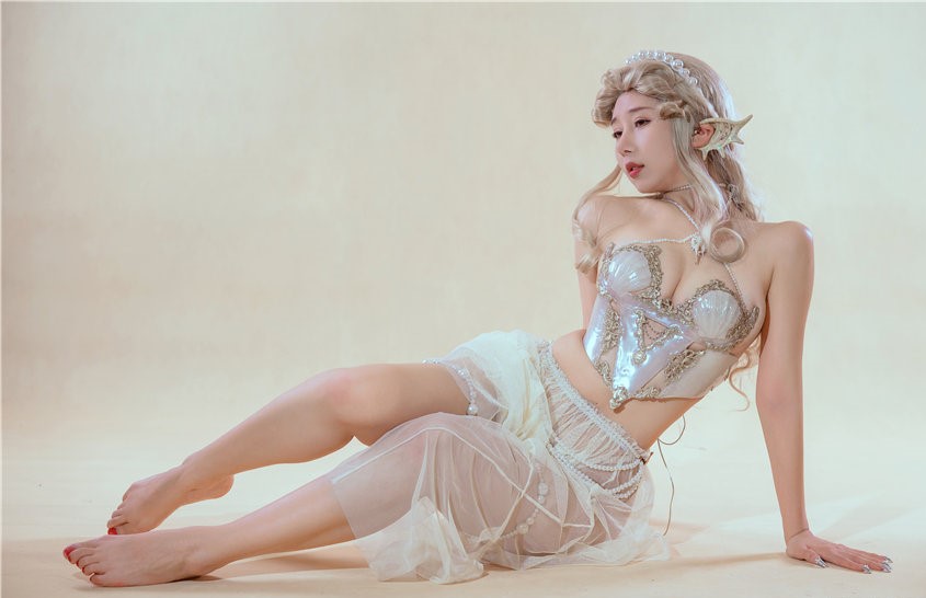 云溪溪 奶桃 珊迦娜·人鱼 [31P-266MB] 第1张