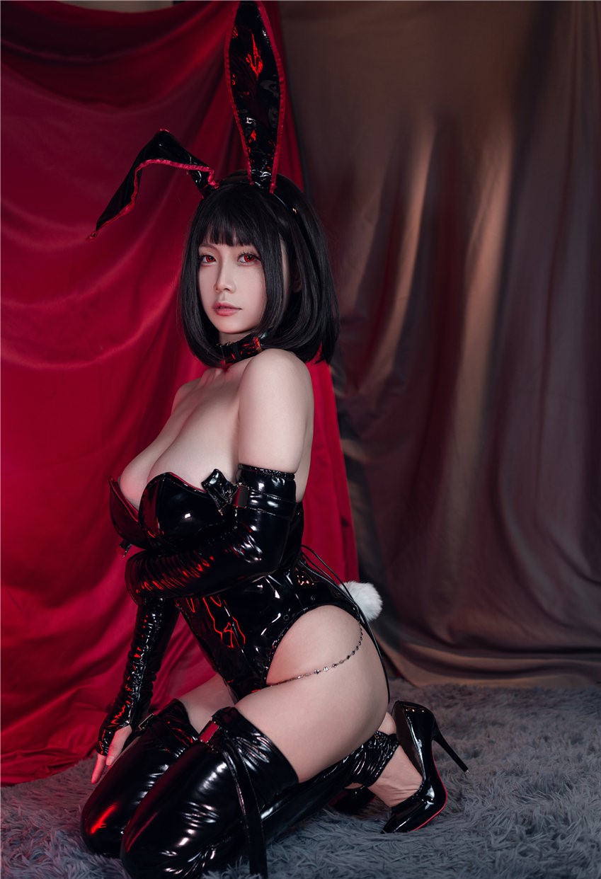 末夜787 黑色漆皮兔女郎 [44P1V-829MB] 第3张