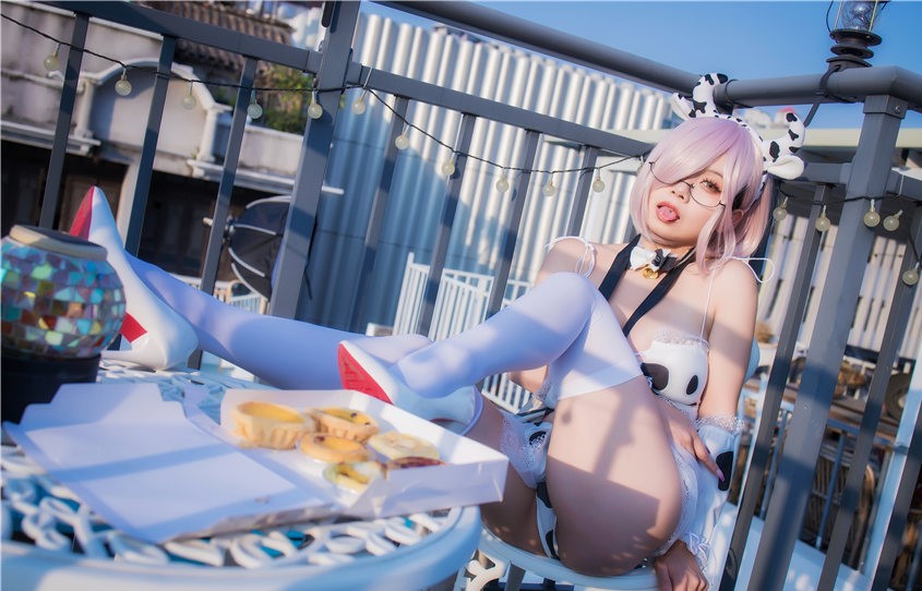 末夜787 牛牛厨娘 [64P4V-1.65GB] 第3张