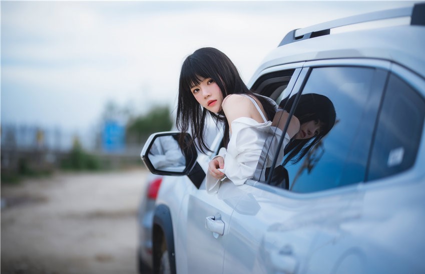 桜桃喵 车车 [15P-158MB] 第1张