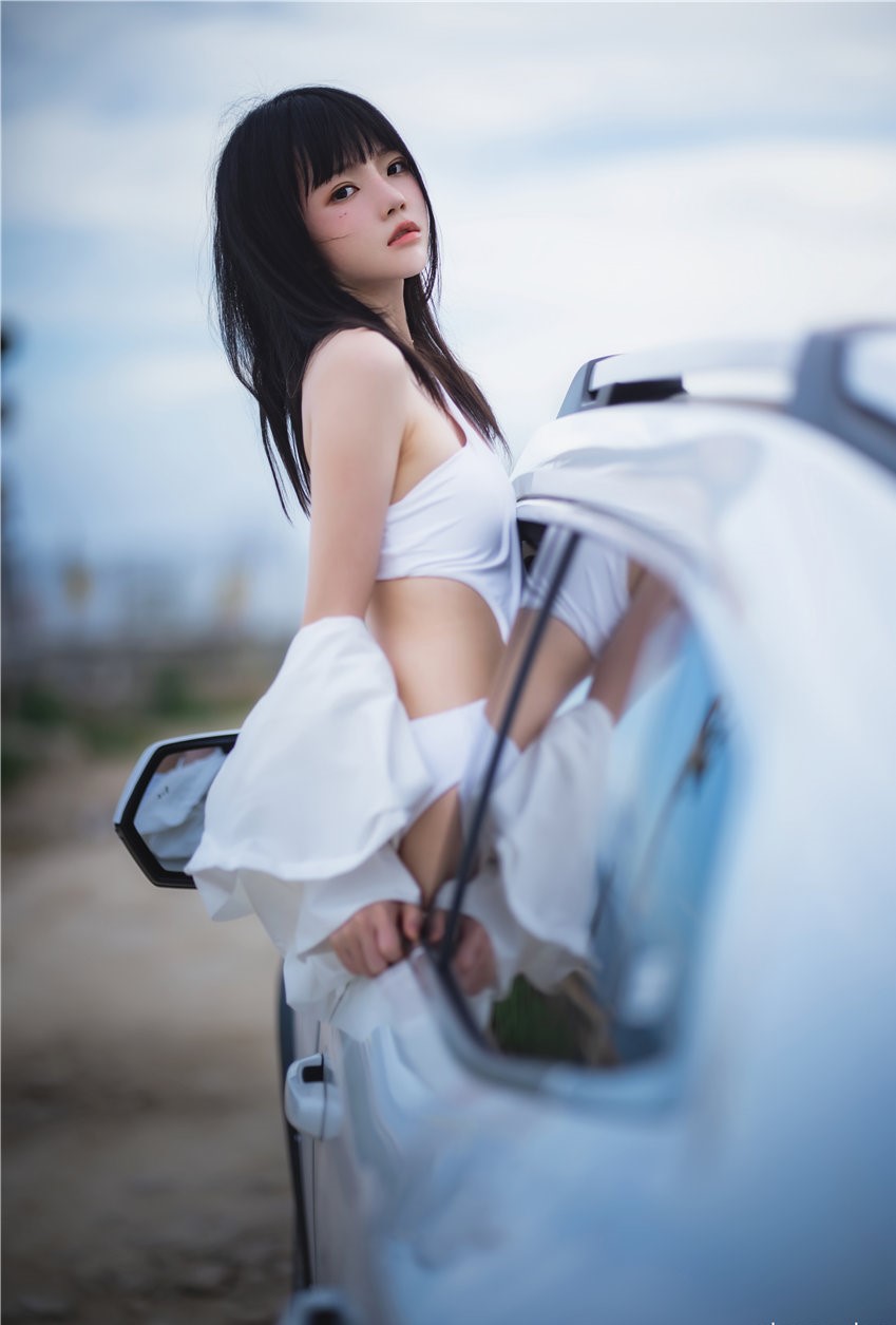 桜桃喵 车车 [15P-158MB] 第3张