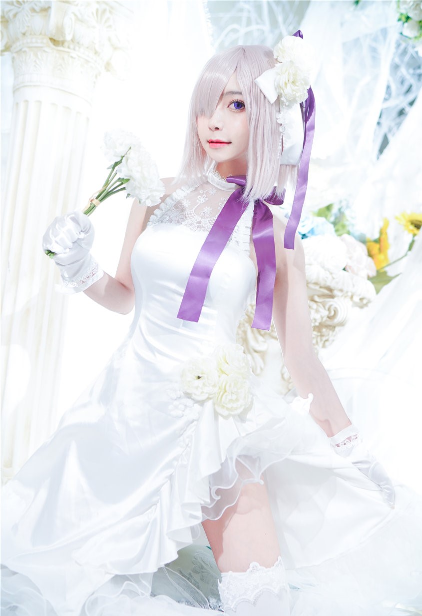 星野saori 玛修周年礼服 [16P-184MB] 第4张