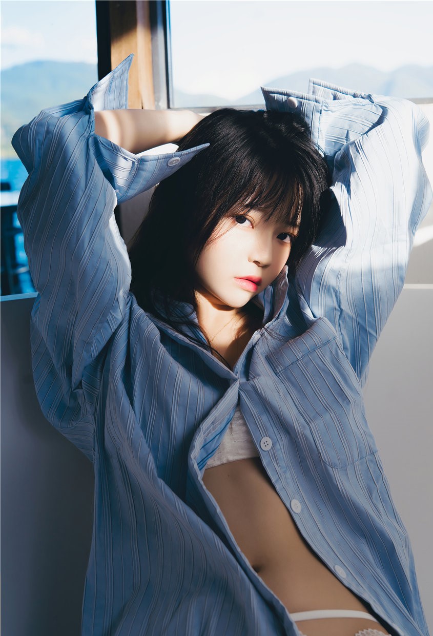 桜桃喵 蓝衬衫[44P-1.10GB] 第3张