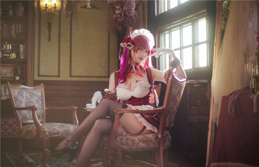 ElyEE子 宝钟玛琳 [29P-34MB] 第3张