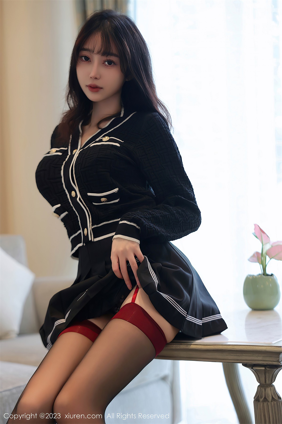 [秀人网] 2023.08.25 No.7287 玥儿玥er 黑色上衣[83P/869MB] 第1张