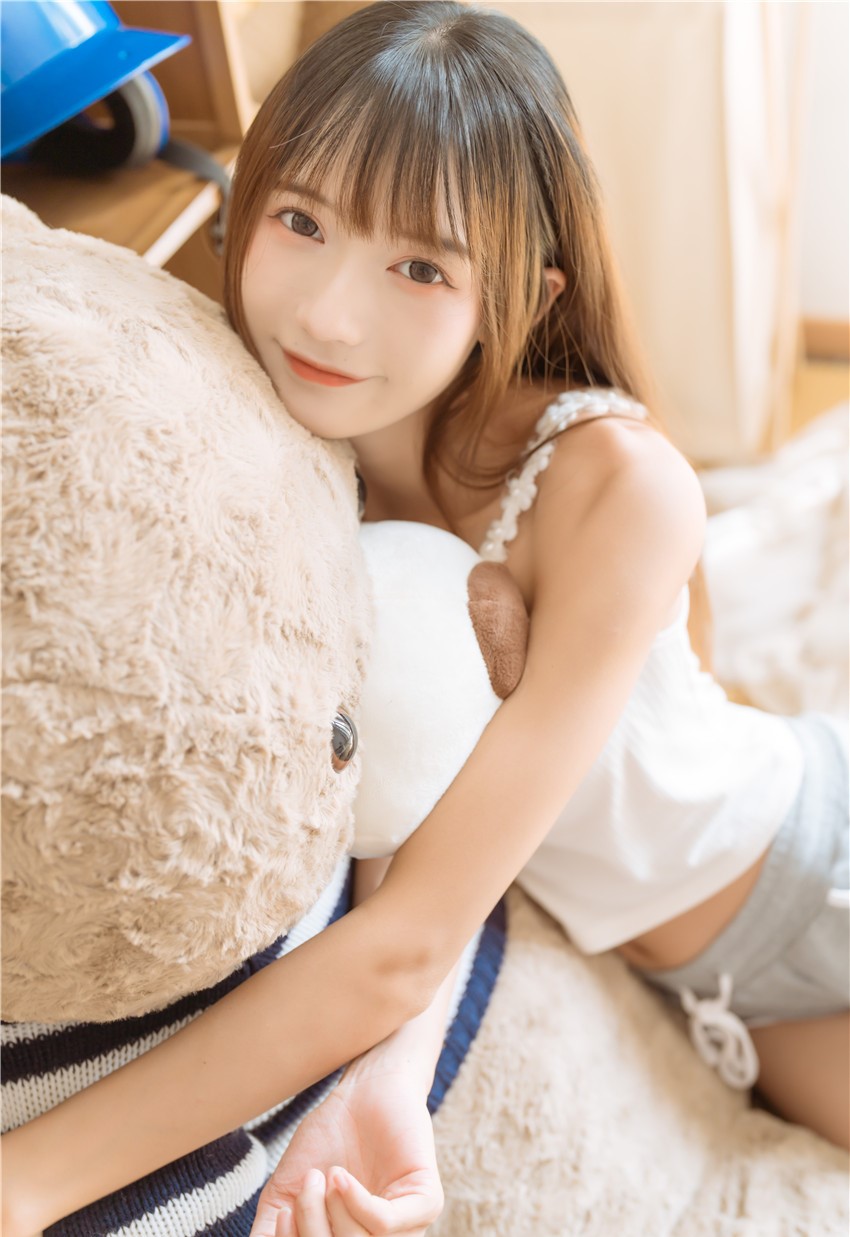 兔子Zzz不吃胡萝卜 早安少女 [30P-88MB] 第3张