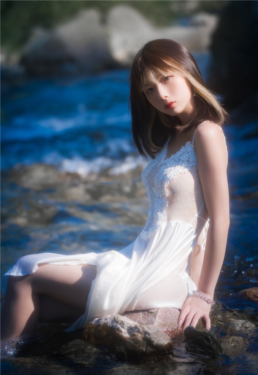 清青琴玖 静花照水 [37P-608MB] 第2张