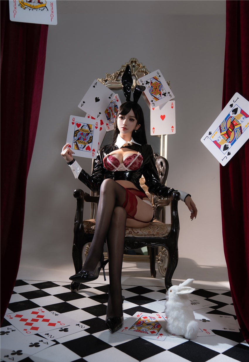 过期米线线喵 生日贺图 兔女郎 [50P-439MB] 第4张