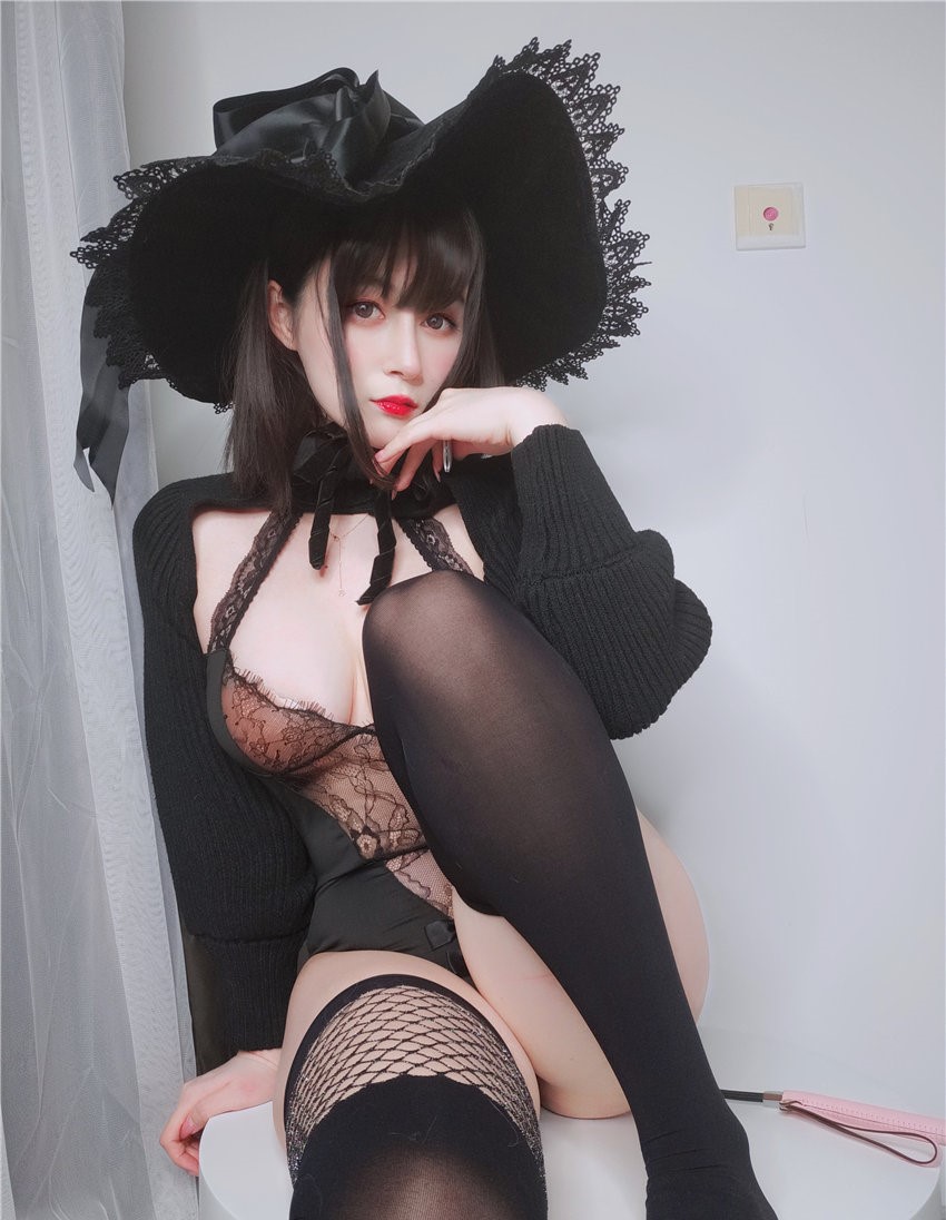 白银81 柴郡魔女 [31P2V-141MB] 第3张