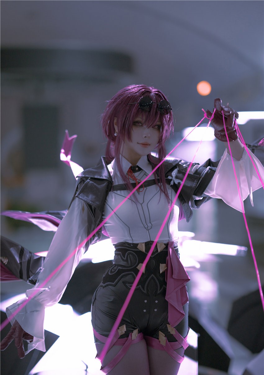 w百合欧皇子w 卡芙卡 [15P-149MB] 第2张