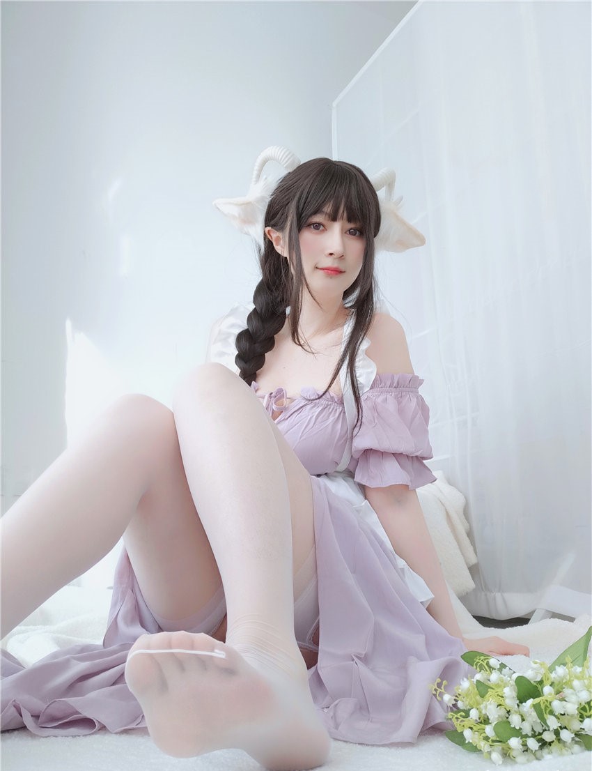 白银81 白丝兔耳女仆 [162P-275MB] 第2张