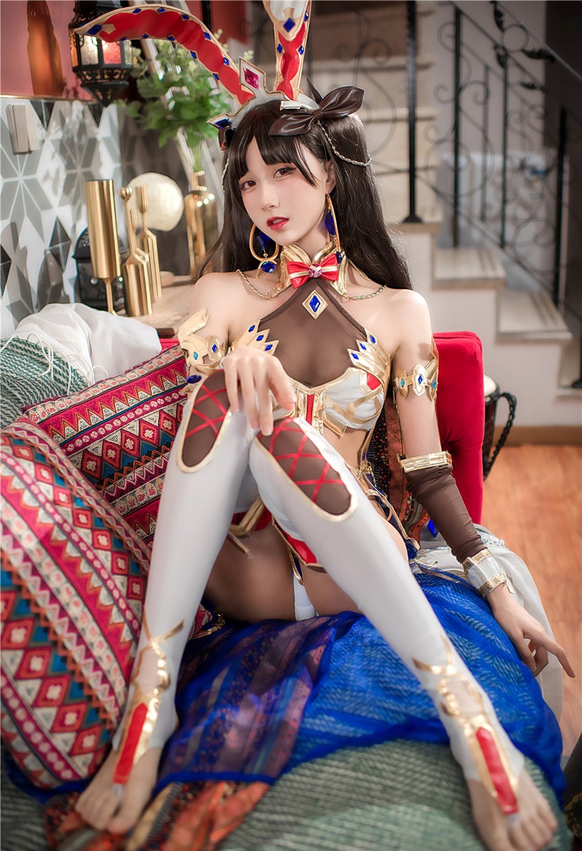 木绵绵OwO 伊什塔尔 [35P-473MB] 第2张