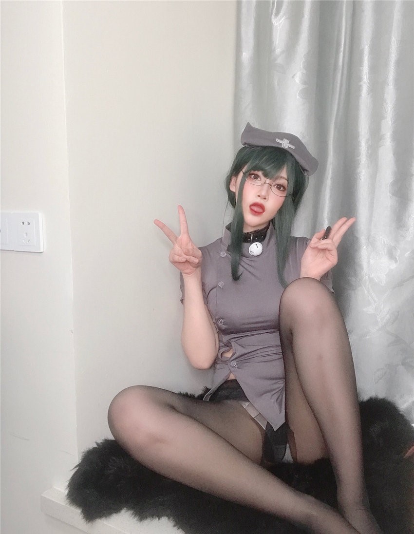 你十七鸽 灰色护士 [146P1V-280MB] 第1张