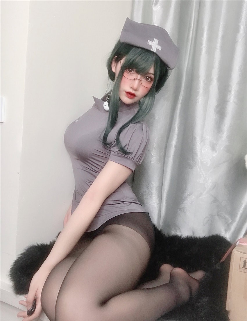 你十七鸽 灰色护士 [146P1V-280MB] 第2张