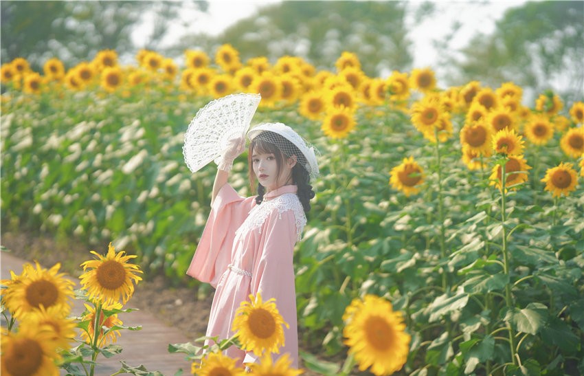 兔子Zzz不吃胡萝卜 向日葵的回忆 [22P-288MB] 第3张