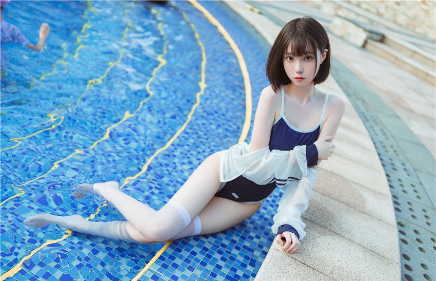 许岚LAN 泳池竞泳 [40P-365] 第1张