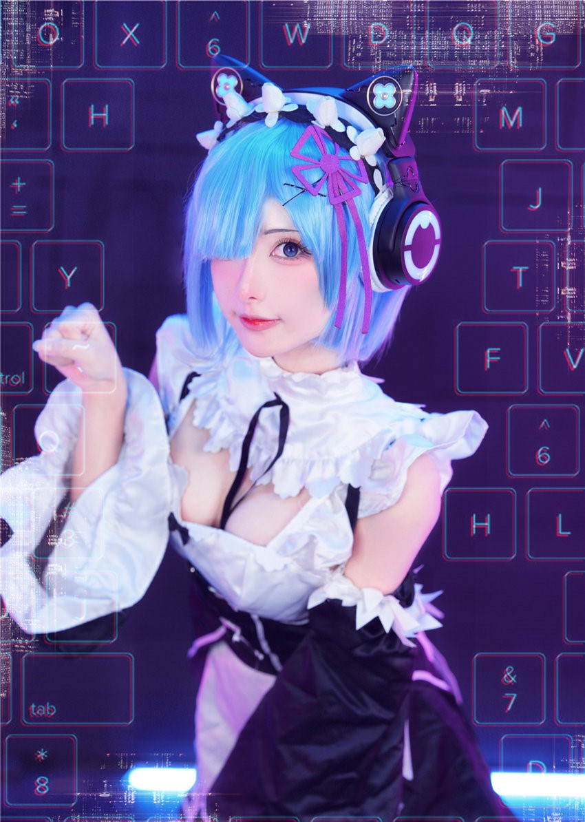 紫氯氯 蕾姆 [9P-24MB] 第1张