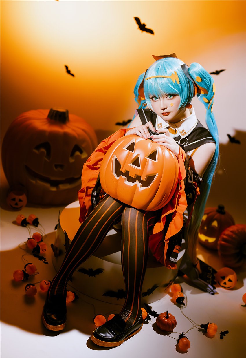 星之迟迟 23年10月计划赠品 万圣节MIKU [53P-306MB] 第4张