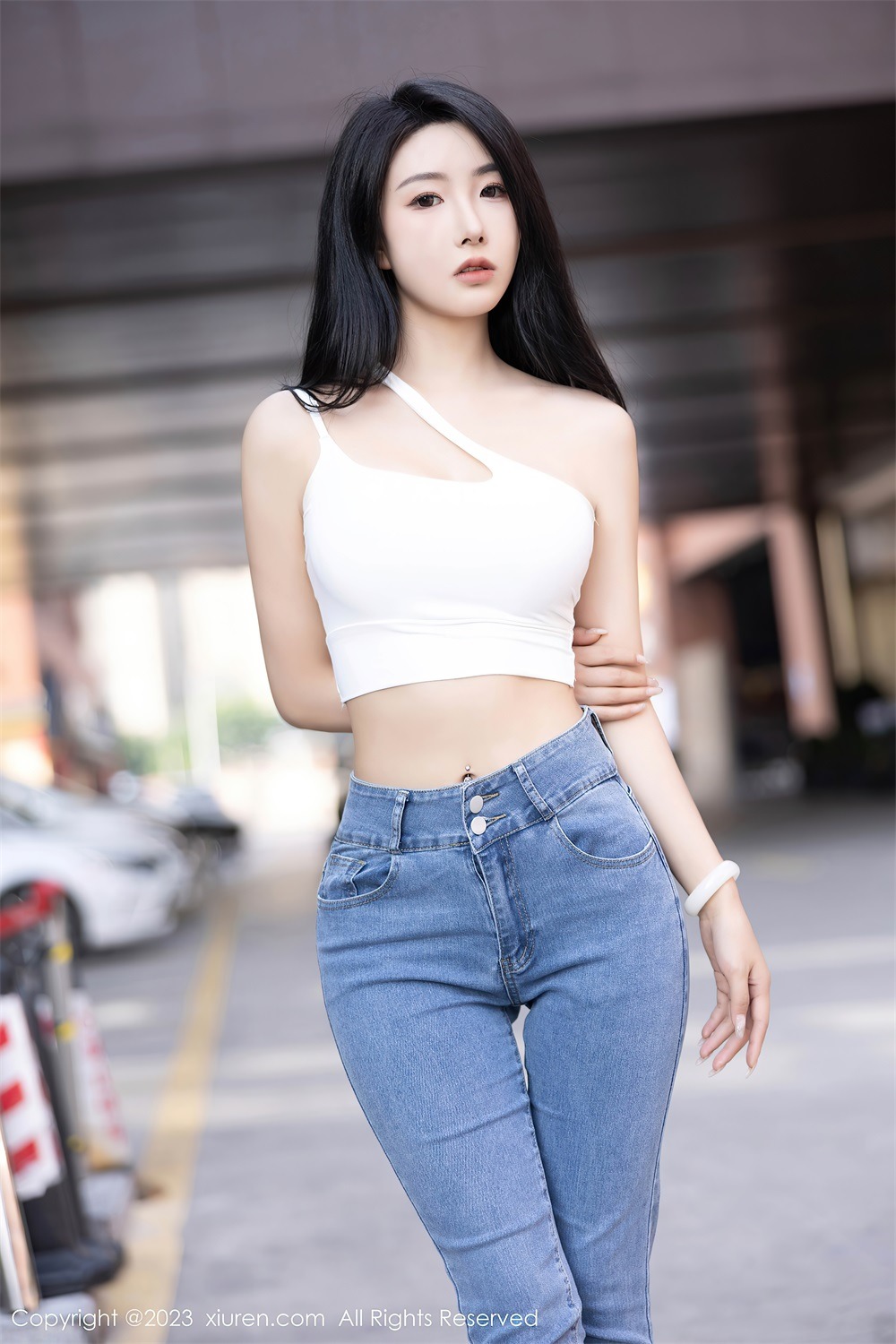 [秀人网] 2023.12.08 No.7781 苏苏阿 简约牛仔裤[96P/856MB] 第1张