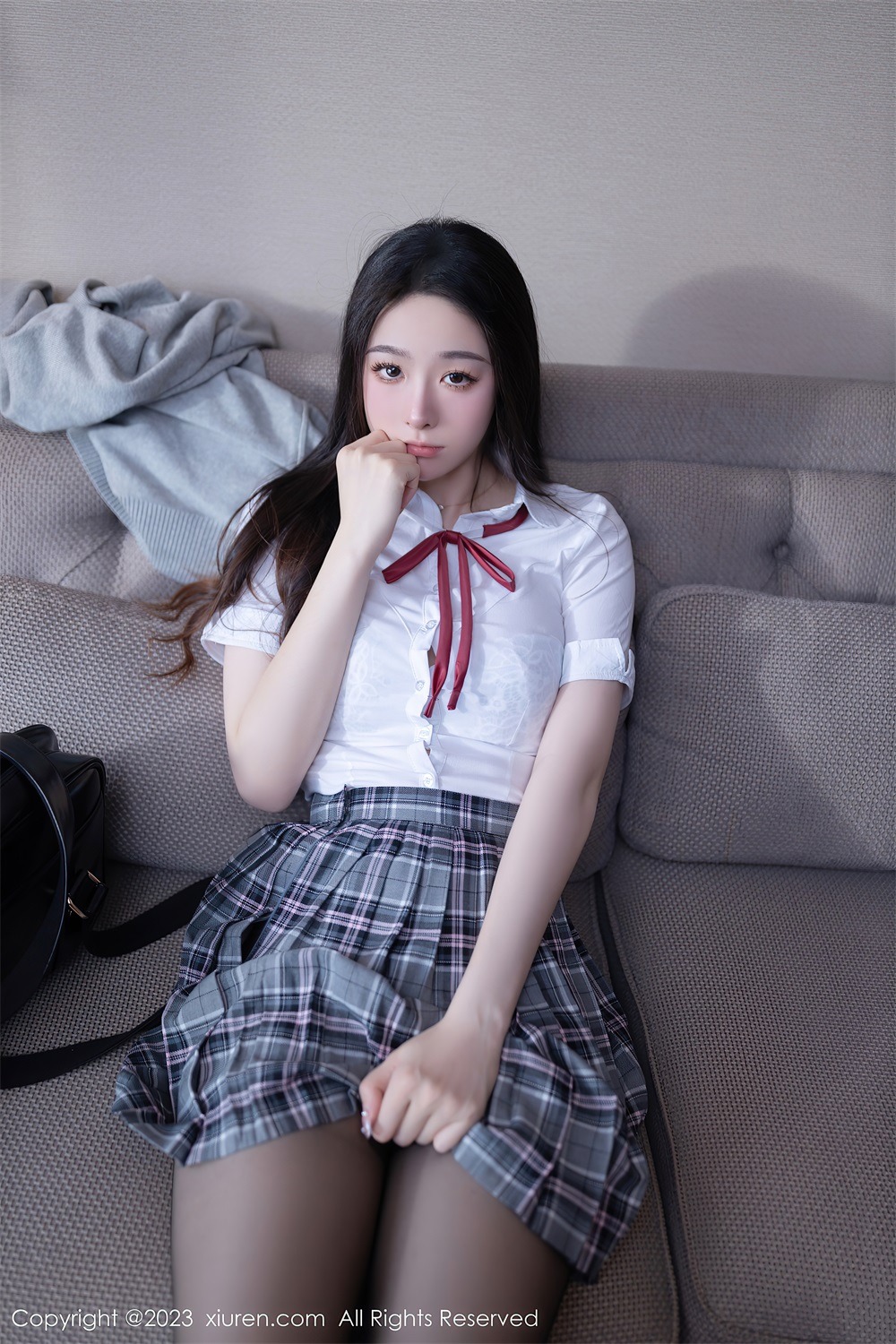 [秀人网] 2023.12.14 No.7809 小逗逗学妹制服[78P/862MB] 第1张