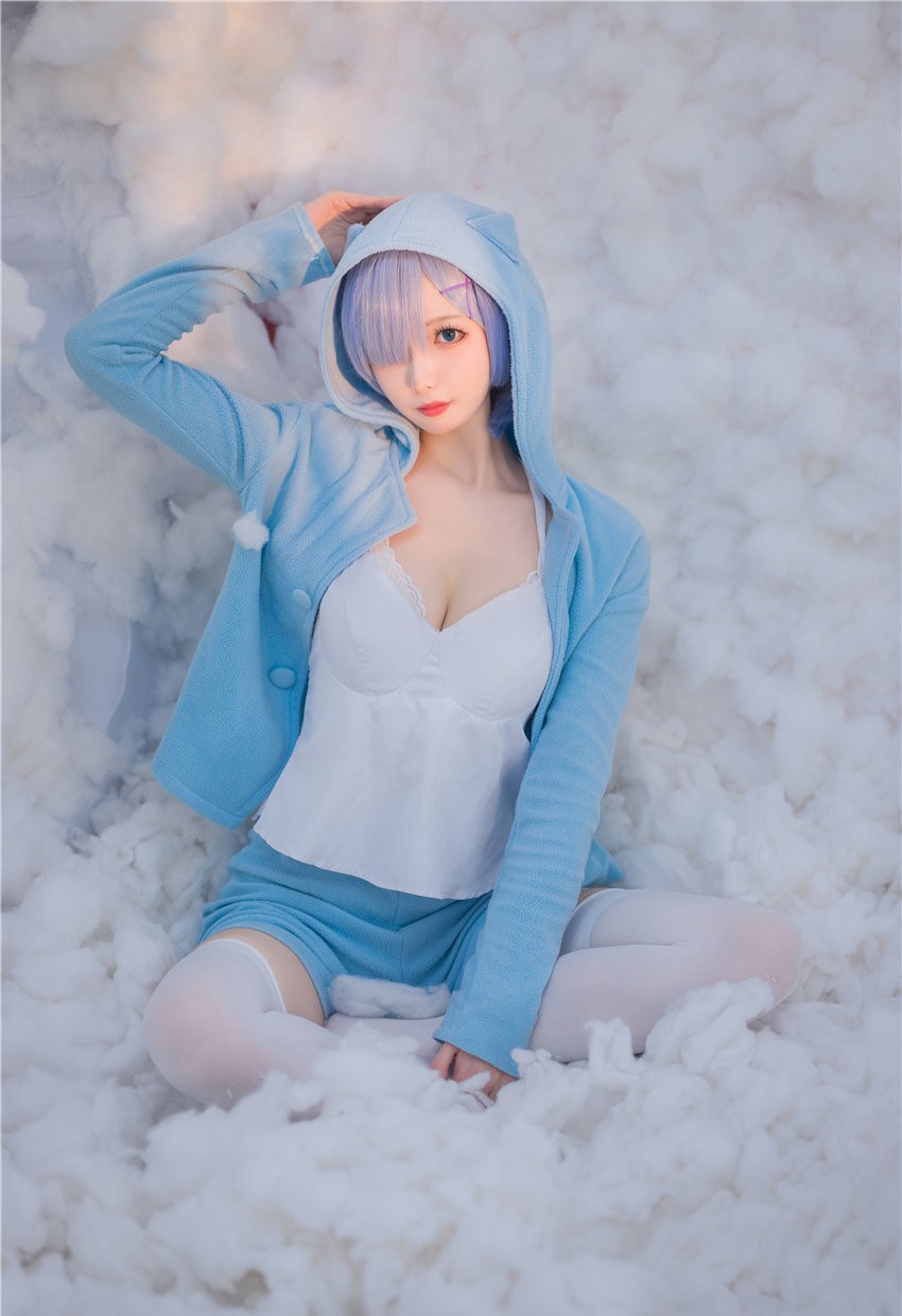 封疆疆v 雷姆[20P-174MB] 第1张