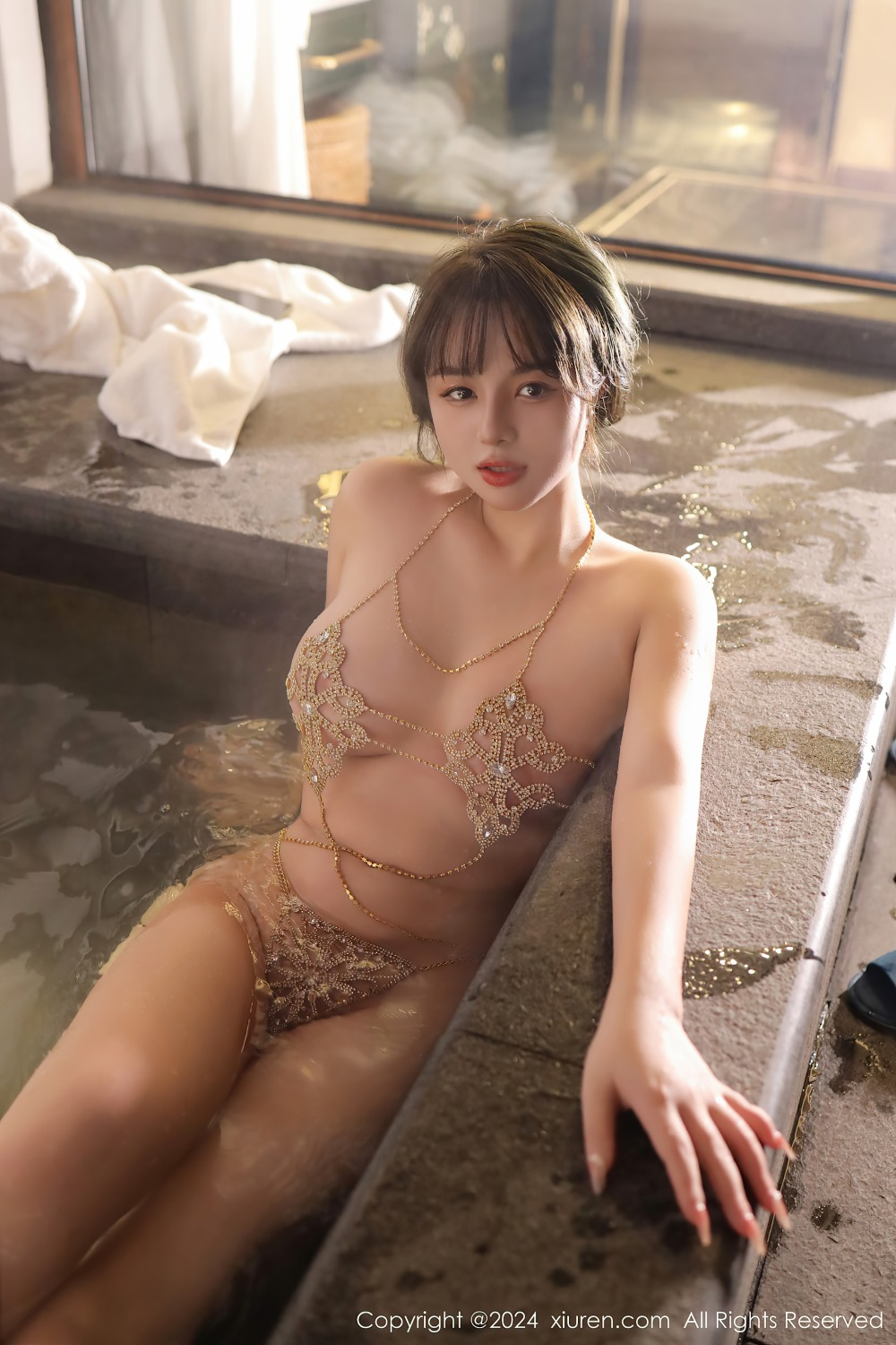 [秀人网] 2024.02.06 NO.8075 沈思怡 链式情趣服[75P/600MB] 第1张