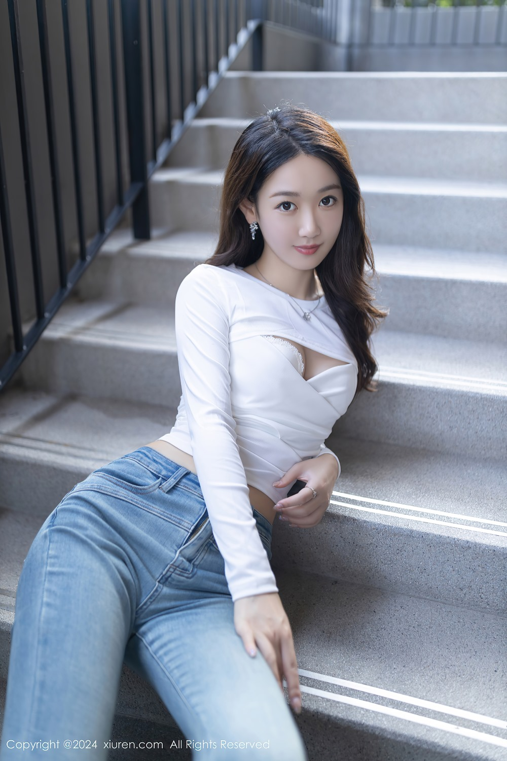 [秀人网] 2024.03.18 NO.8250 唐安琪 蓝色牛仔裤[81P/768MB] 第1张