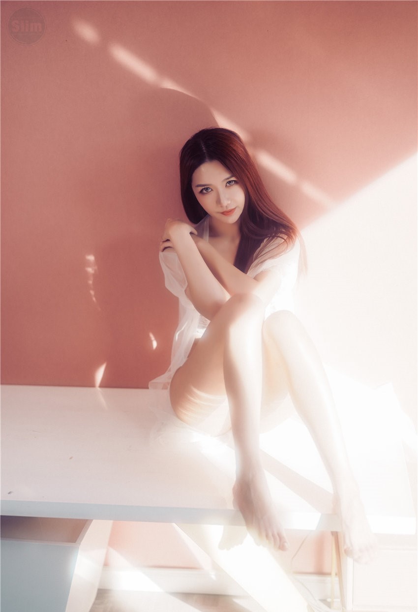 源纱希喵喵喵 薄纱睡衣私房[40P-251MB] 第2张