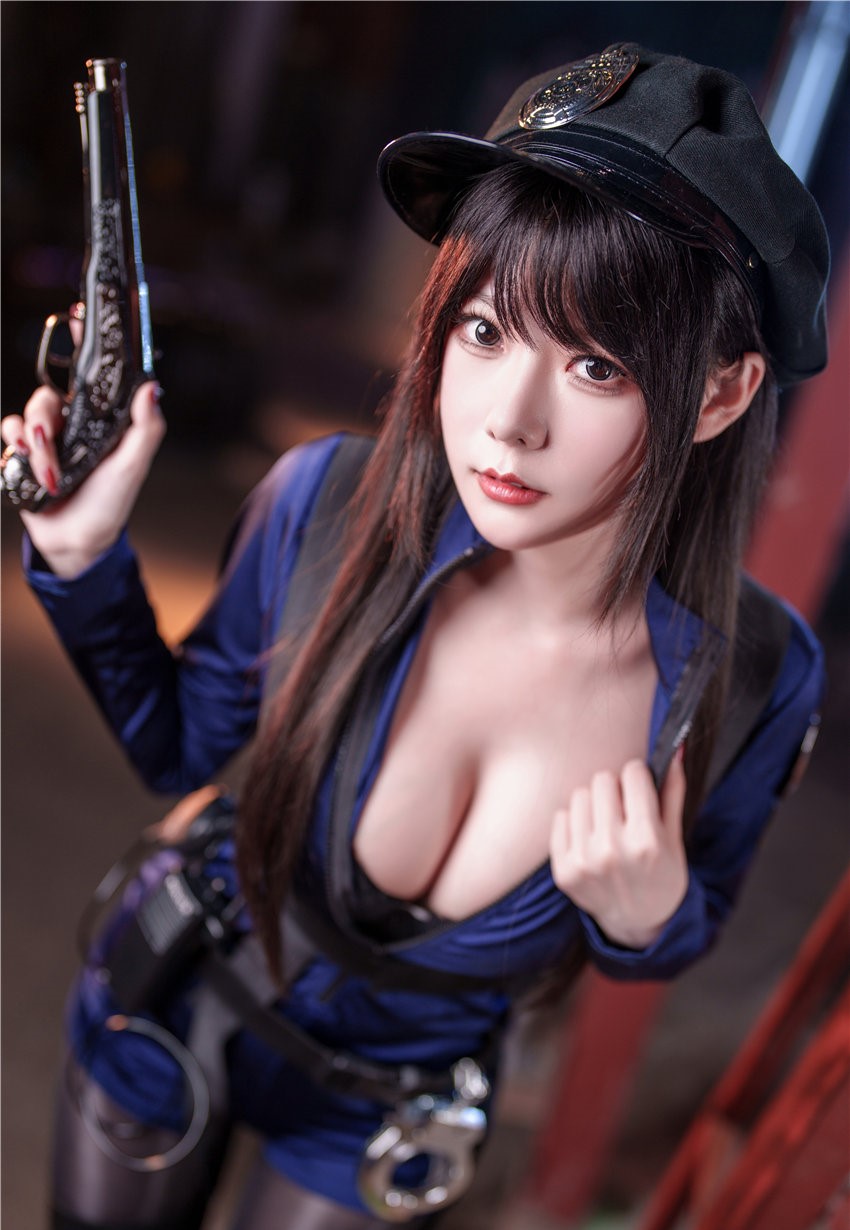 香草喵露露 十一月舰长 女警[40P1V-1.54GB] 第2张