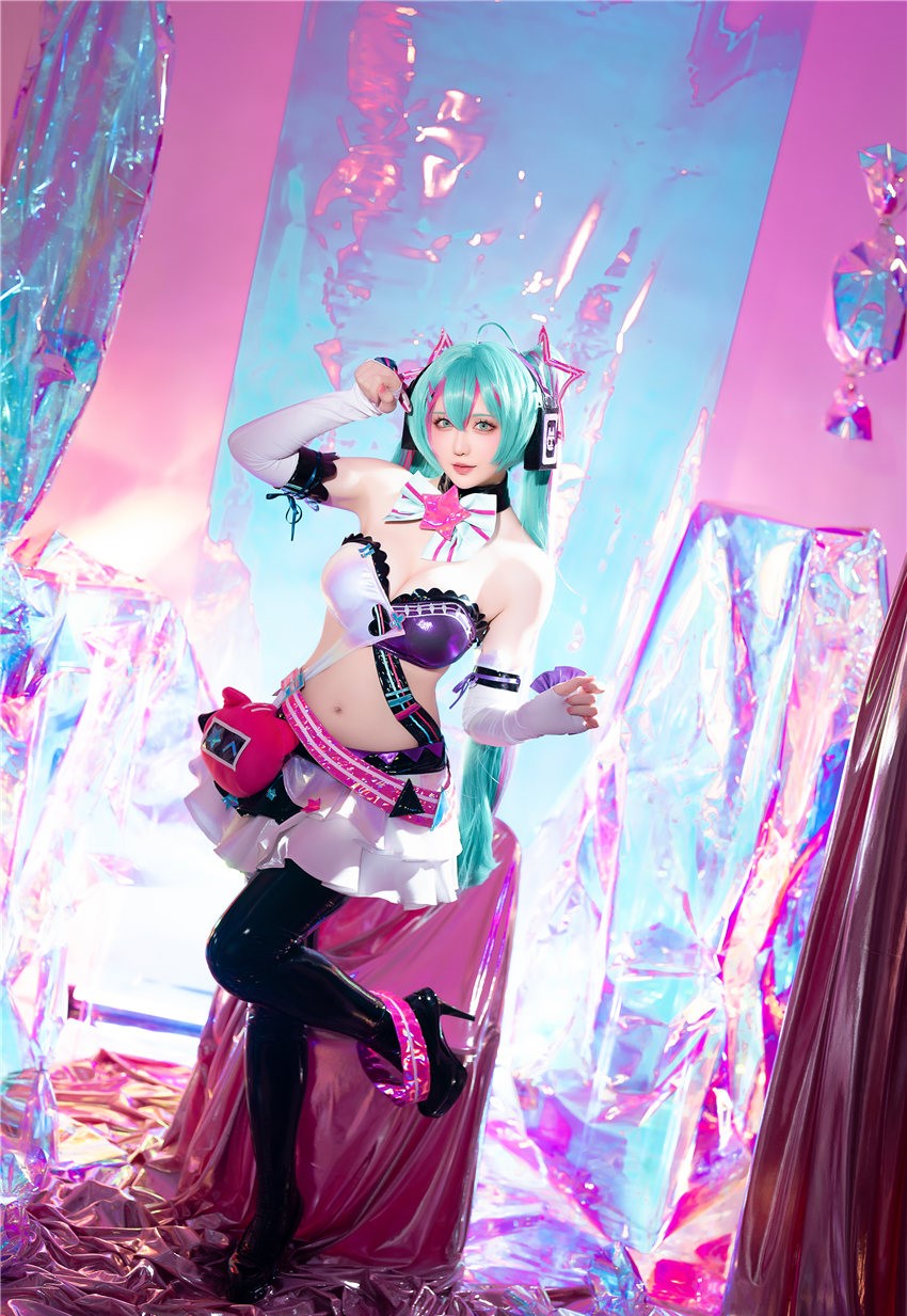 星之迟迟 Miku初音未来 喵斯快跑 [73P1V-2.75GB] 第3张
